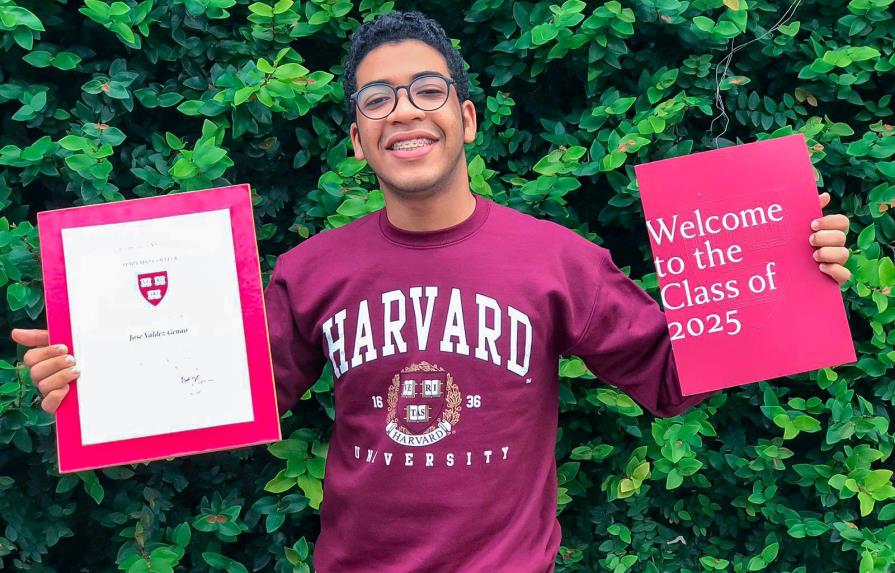 Joven dominicano que obtuvo beca en Harvard recibe apoyo