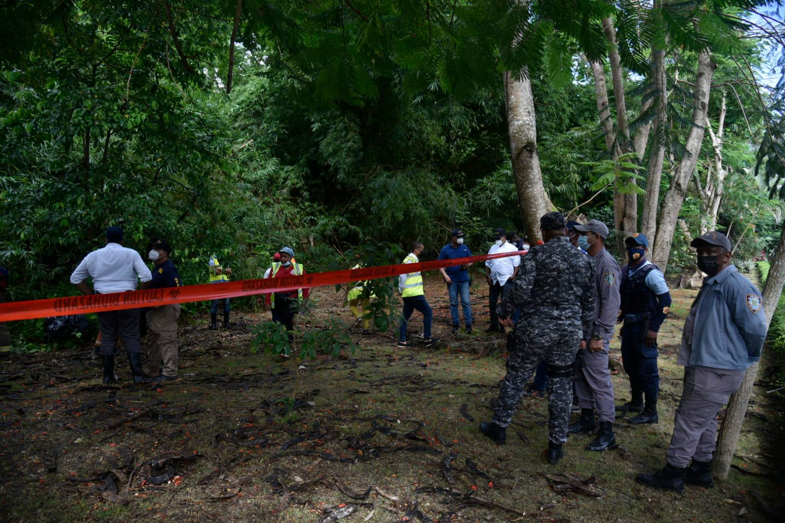 Área cercada por las autoridades para evitar que las personas lleguen al lugar de la cañada donde fue encontrado el cadáver del niño.