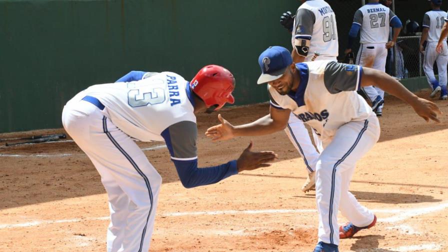 Prados del Cachón, Farmacéuticos y Bad Boys ganan en Festival de equipos de softbol