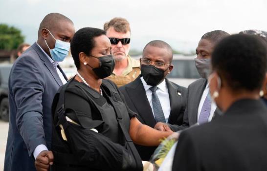 Primeras imágenes del regreso de la viuda del presidente Jovenel Moise a Haití
