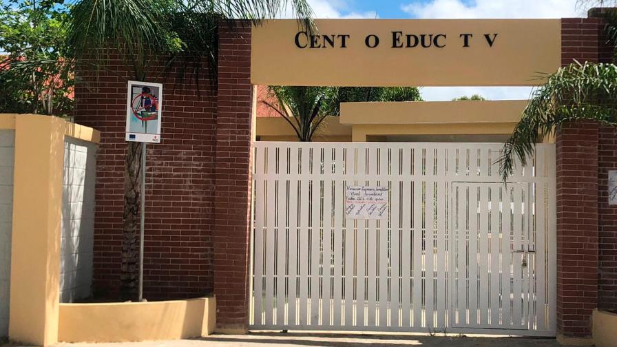 Anuncio de clases presenciales ocasiona opiniones a favor y en contra en El Seibo