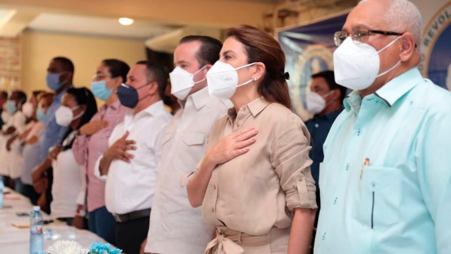 Carolina Mejía y José Ignacio Paliza realizan recorrido por la zona sur del país 