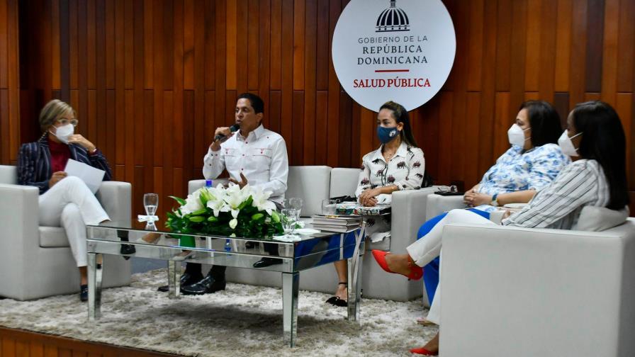 Especialistas advierten sobre agresividad de nuevas variantes de COVID-19