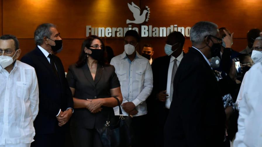 Diputados de la Fuerza de Pueblo lamentan la muerte  de la madre de Leonel Fernández