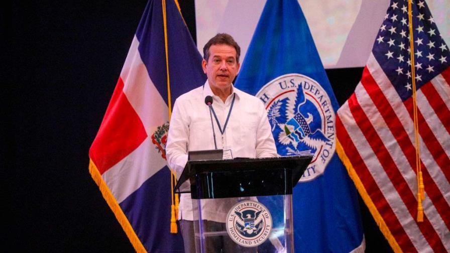 Ministro afirma gobierno creó la mayor estructura de lucha contra el comercio ilícito 
