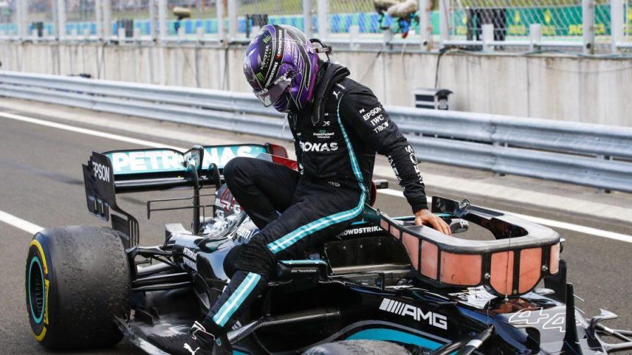 El duelo Hamilton-Verstappen, la destreza de Alonso; balance de mitad de temporada de la F1 El duelo Hamilton-Verstappen, la destreza de Alonso; balance de mitad de temporada de la F1