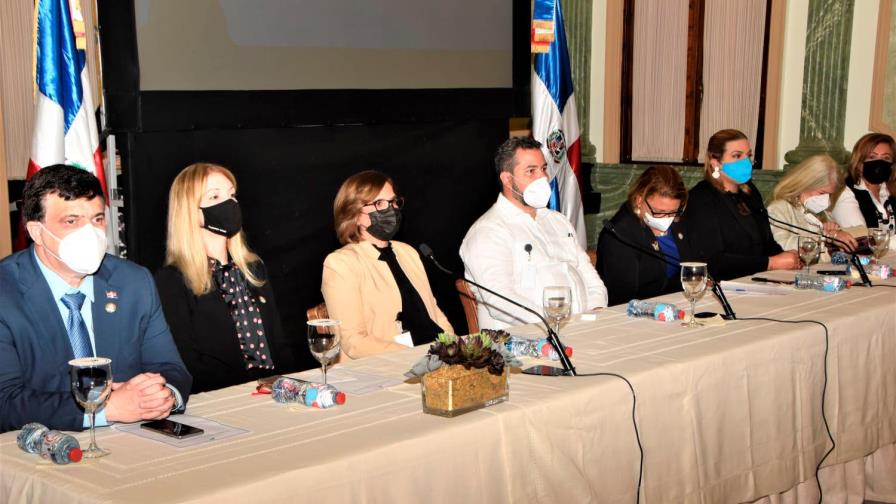 Gobierno pasa balance a proyectos dirigidos por mujeres