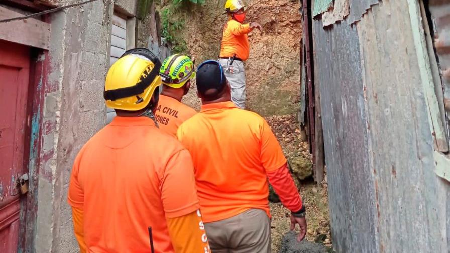 Defensa Civil realiza perifoneos y verifica albergues ante el paso de la tormenta Fred
