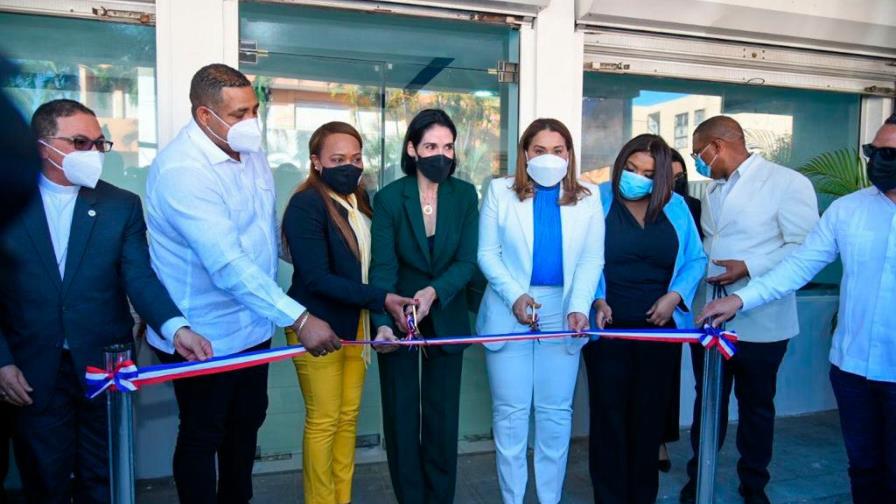 Inauguran locales de representación de la mujer en Consuelo y San Pedro de Macorís