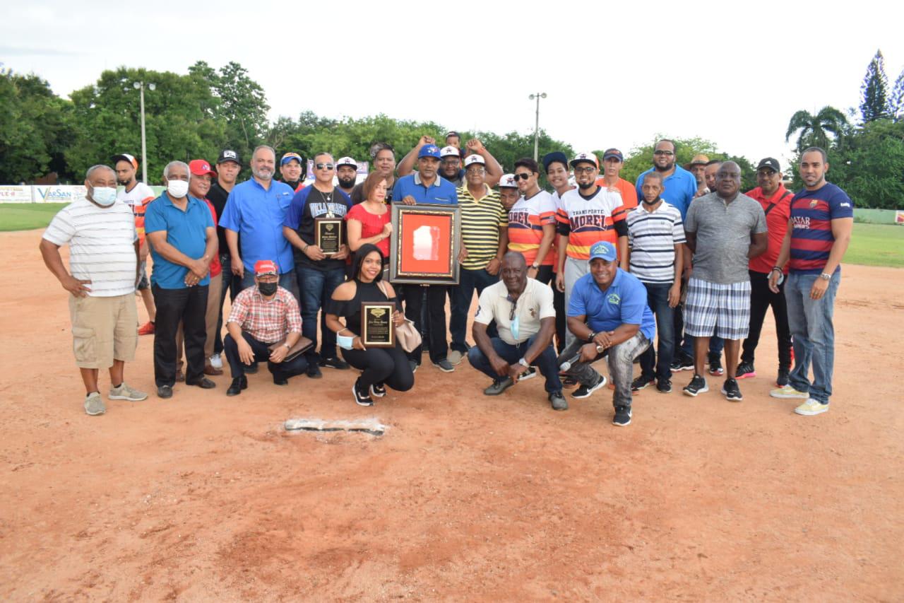 El clásico Transporte Morel está dedicado a Miguel Ceballo. (Fuente externa)