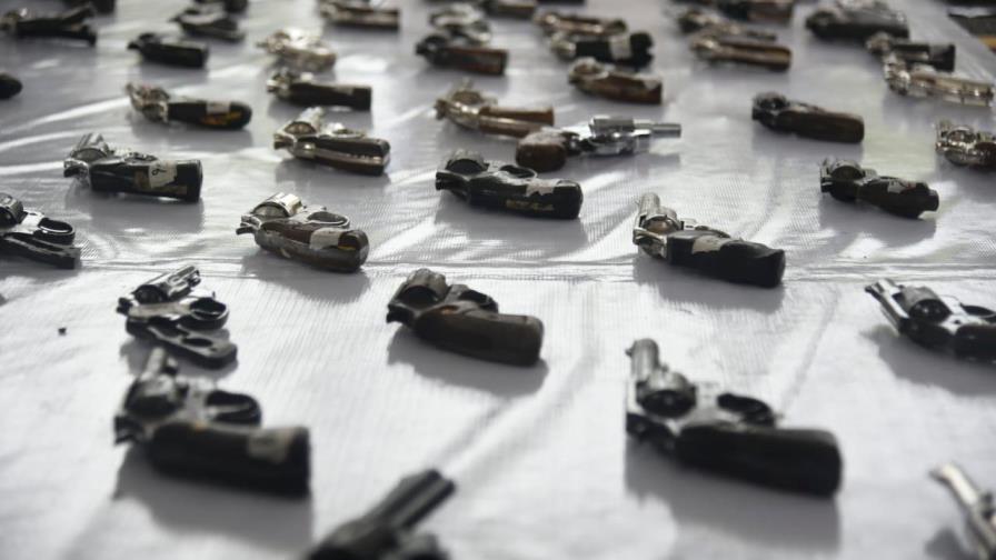 Ministerio de Interior y Policía destruye 803 armas de fuego y anuncia “Monumento de la Paz”