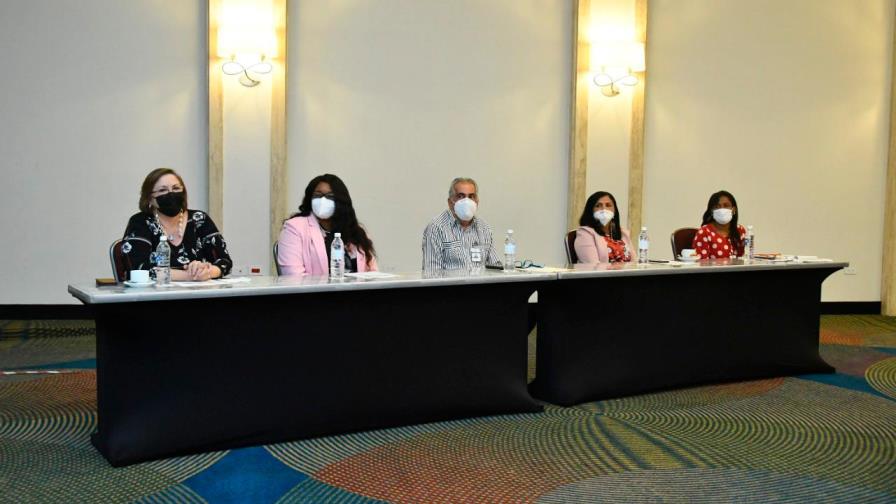 Realizan taller de validación de Guía Metodológica de Municipios y Comunidades Saludables