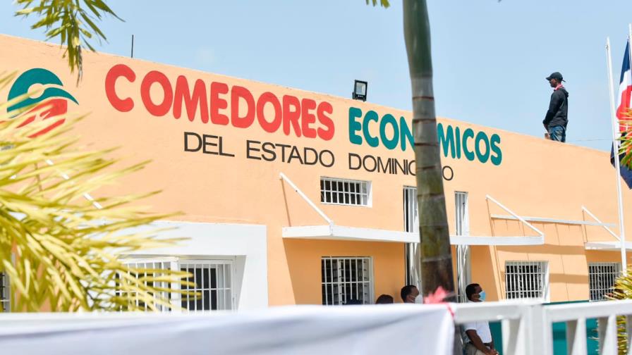 El presidente Abinader inaugura Comedor Económico en Villa Liberación y promete obras