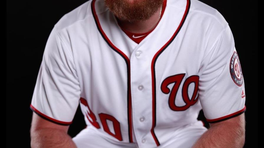 El Licey anuncia prospecto de Kansas y relevista con experiencia de Grandes Ligas