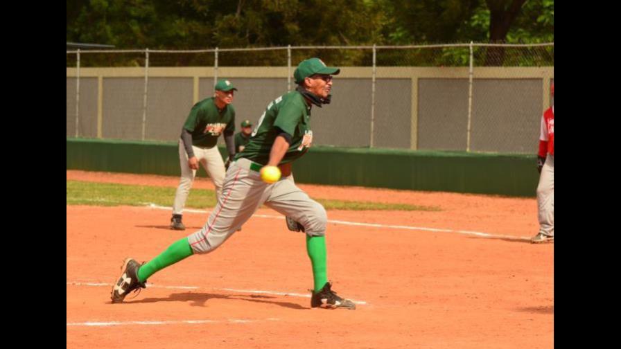 Sapos y Pempén comparten triunfo en liga de softbol de los cronistas deportivos Sapos y Pempén comparten triunfo en liga de softbol de los cronistas deportivos