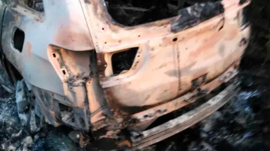 Encuentran tres cuerpos calcinados dentro de un vehículo en San Pedro de Macorís Encuentran tres cuerpos calcinados dentro de un vehículo en San Pedro de Macorís