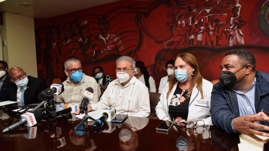 Colegio Médico solicita al Gobierno vacunar a los niños de cinco años en adelante