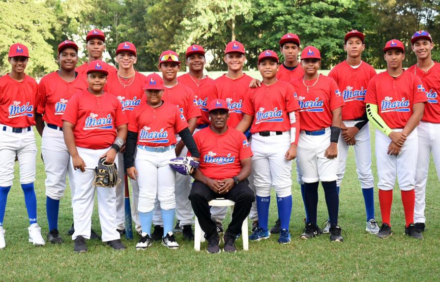 Equipo Liga María de SFM viaja a Boston para participar en un  intercambio deportivo de béisbol