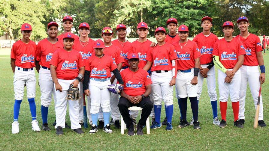 Equipo Liga María de SFM viaja a Boston para participar en un  intercambio deportivo de béisbol
