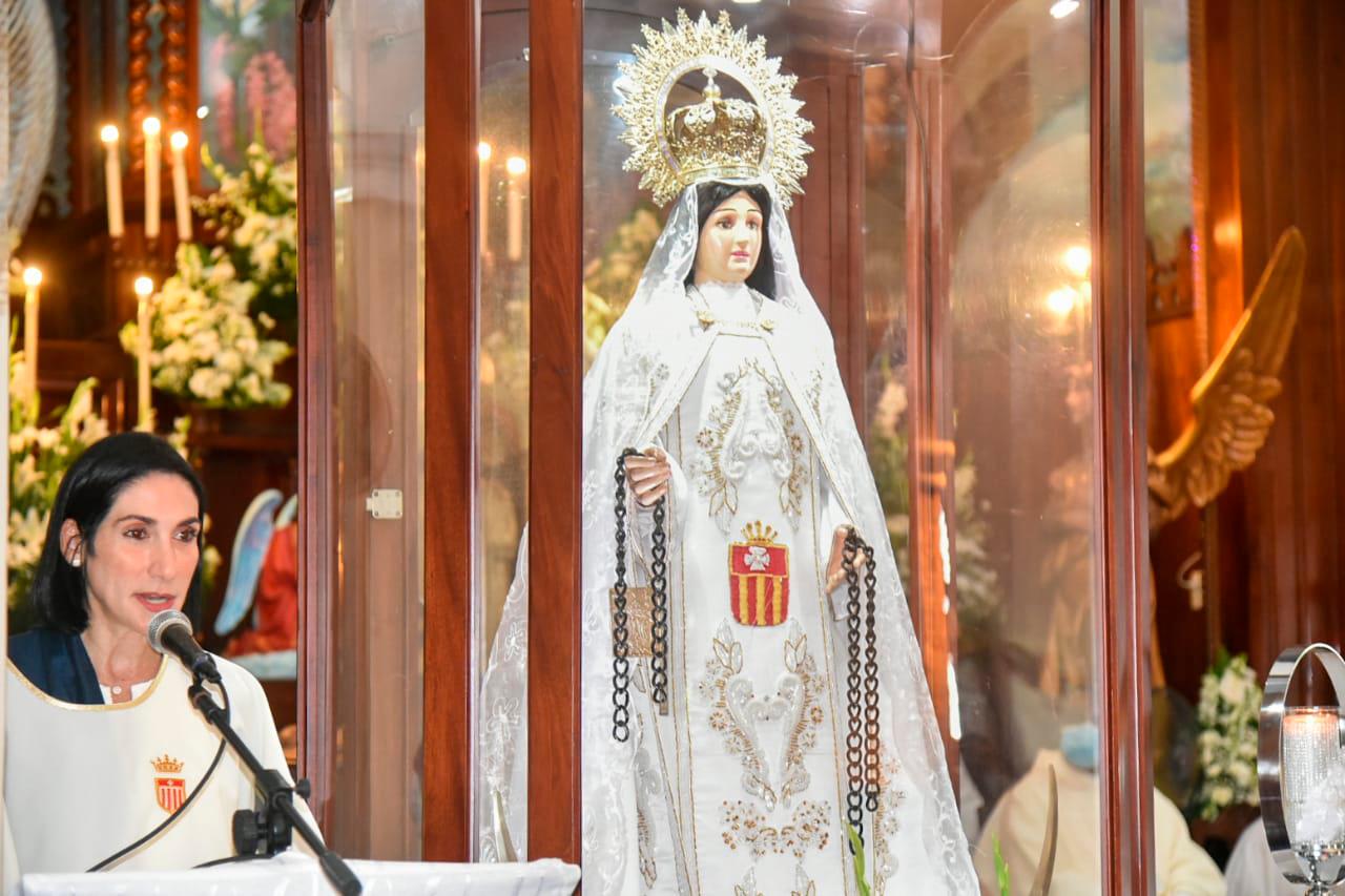 La primera dama, Raquel Arbaje, en la homilía por el Día de Nuestra Señora de las Mercedes, en el Santuario del Santo Cerro.
