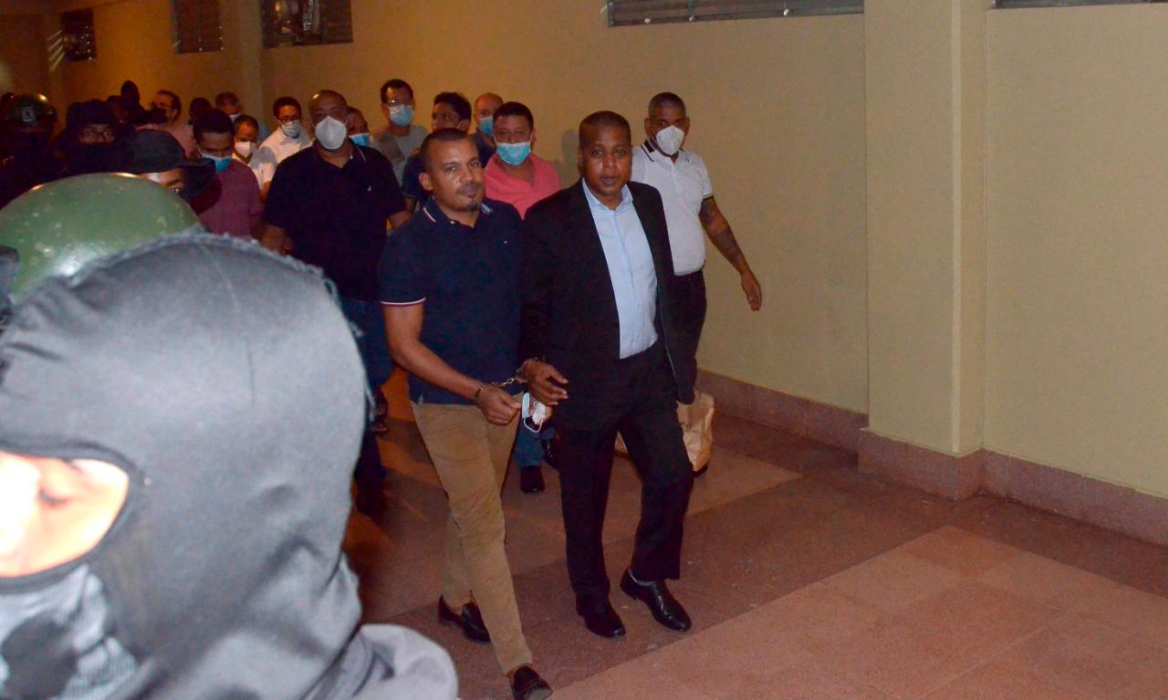 Traslado de imputados en Operación Falcón.