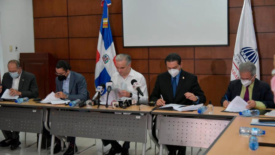 Conozca los beneficios para los afiliados tras el acuerdo entre médicos, ARS y el Gobierno Conozca los beneficios para los afiliados tras el acuerdo entre médicos, ARS y el Gobierno