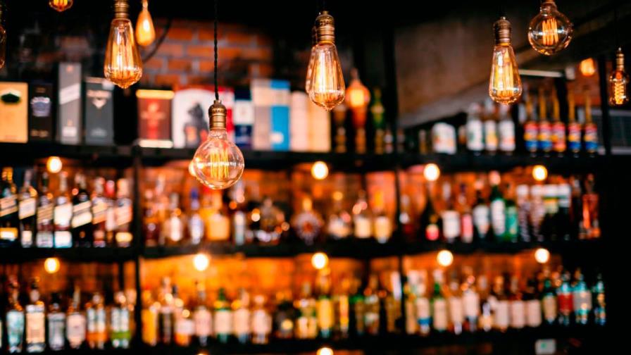 Nuevo horario para el expendio de bebidas alcohólicas tras levantamiento del toque de queda