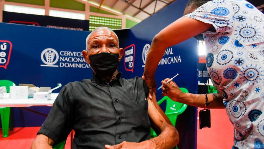 Más de un millón de personas ya tiene la tercera dosis de la vacuna contra el COVID-19 en el país