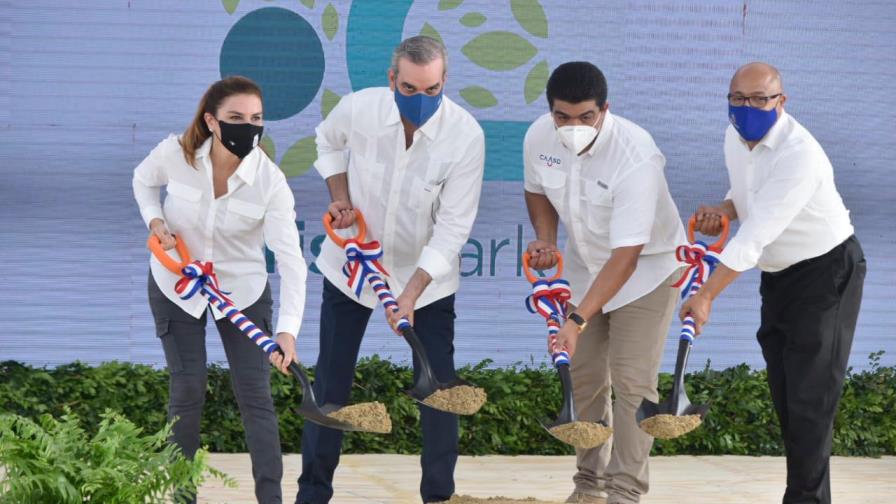 Presidente Abinader inicia construcción del Cristo Park en Cristo Rey