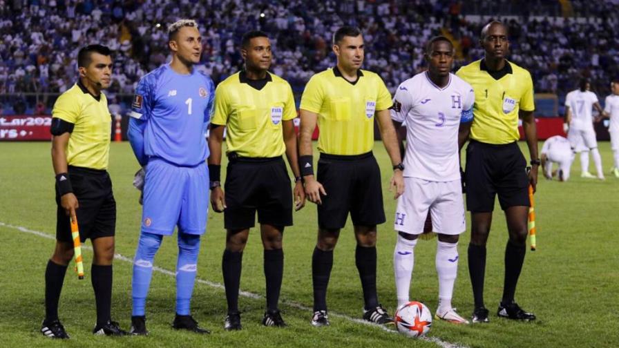 Encarnación, el árbitro dominicano que hace carrera para llegar al Mundial