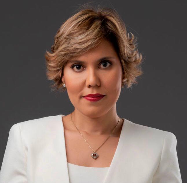 Sin debates, Cámara de Diputados selecciona a María Elena Vásquez para integrar Pro Competencia