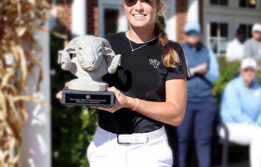 Golfista dominicana Rachel Kuehn gana evento universitario en Carolina del Norte 