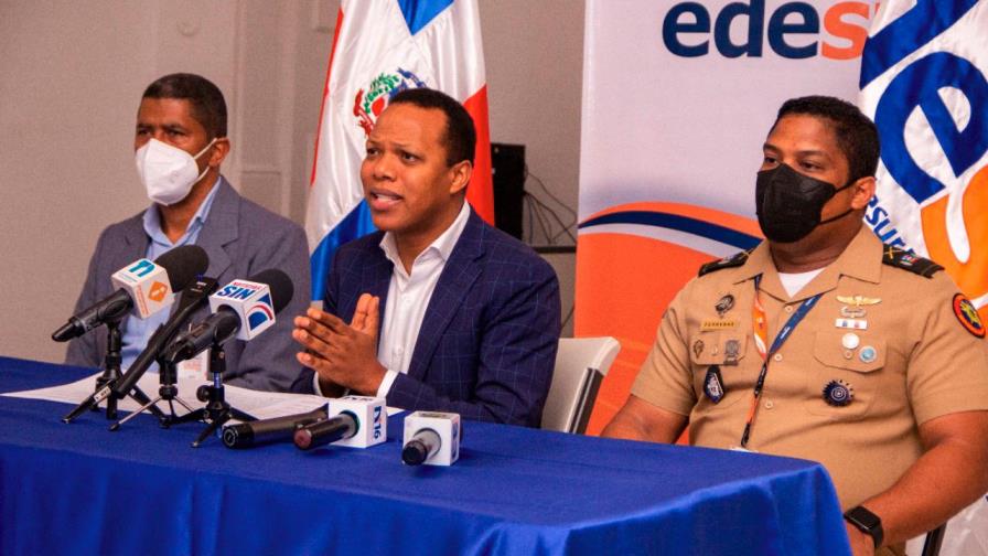 Edesur anuncia que saldrá a las calles en agresivo plan contra los que roban energía eléctrica Edesur anuncia que saldrá a las calles en agresivo plan contra los que roban energía eléctrica