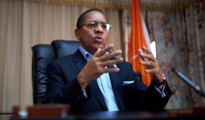 Ismael Reyes dice Gobierno mantiene la economía "estresada" con inminente reforma fiscal