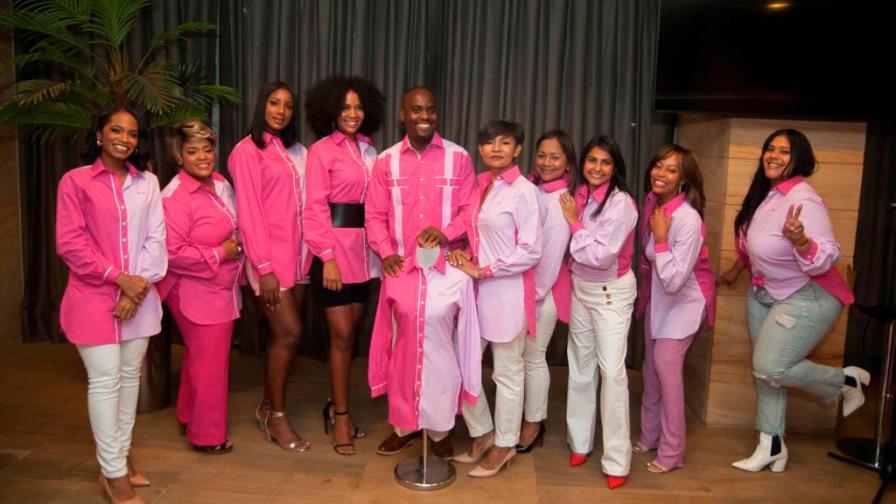 Recaudan fondos para  apoyar pacientes que luchan  contra el cáncer de mama