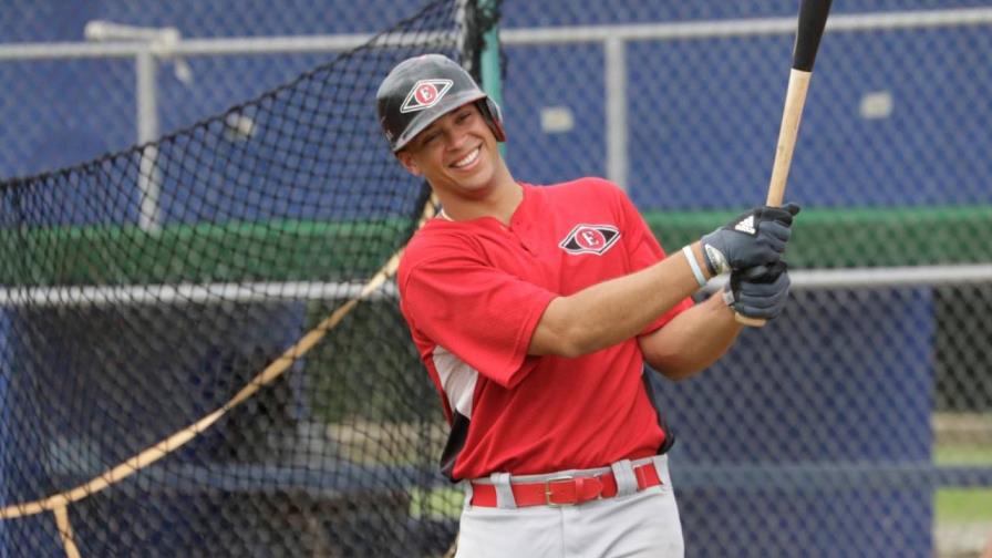 Sobrino de Alex Rodríguez regresa para los Leones del Escogido