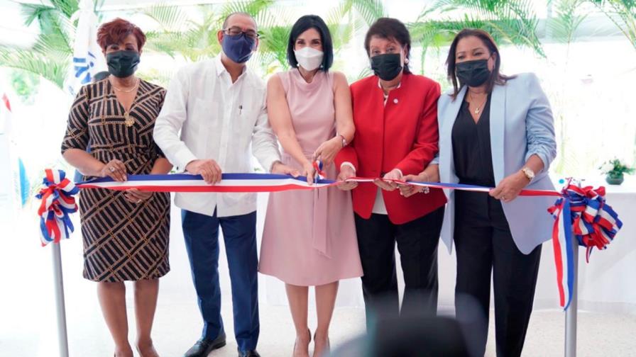 Inauguran Caipi El Caliche en La Caleta de Boca Chica 
