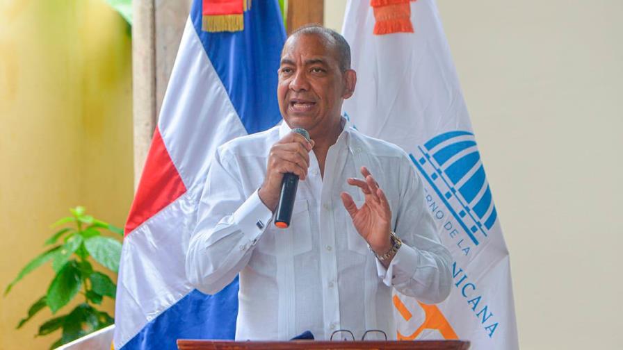 Obras Públicas comienza reconstrucción carretera Las Galeras-Samaná