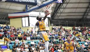 Rebeldes logran primera victoria al disponer sobre La Villa en La Vega