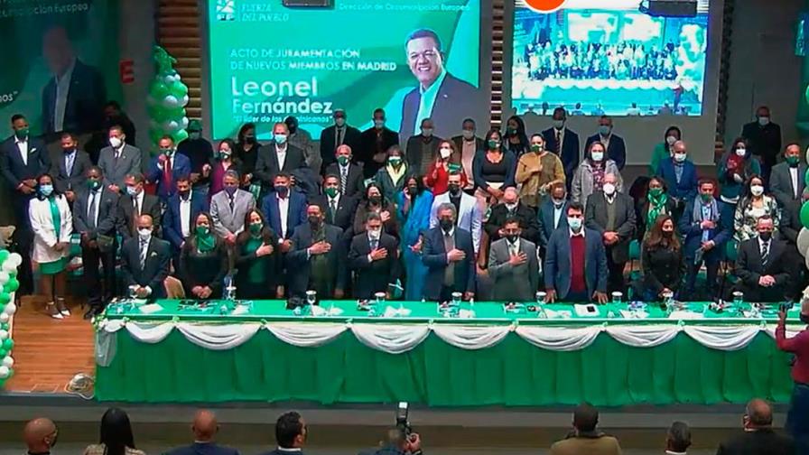 Fuerza del Pueblo anuncia juramentación de unos 3,500 ex peledeístas de España