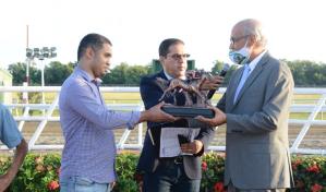 Divine Presence se lleva clásico Presidente Constitucional en el V Centenario