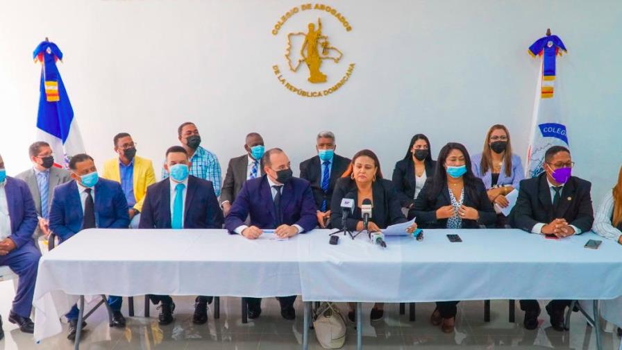Colegio de Abogados defiende el manejo de los fondos de ese gremio Colegio de Abogados defiende el manejo de los fondos de ese gremio