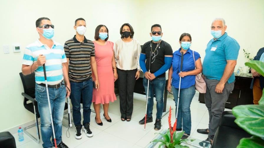 Inabie resuelve peticiones del Centro de Capacitación para Ciegos de Santiago