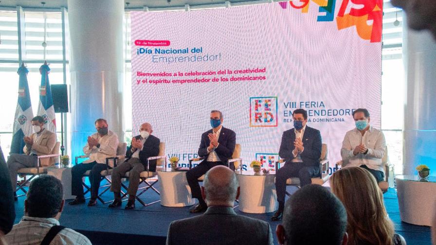 Crisis en Haití provoca aumento del comercio informal en la frontera Crisis en Haití provoca aumento del comercio informal en la frontera