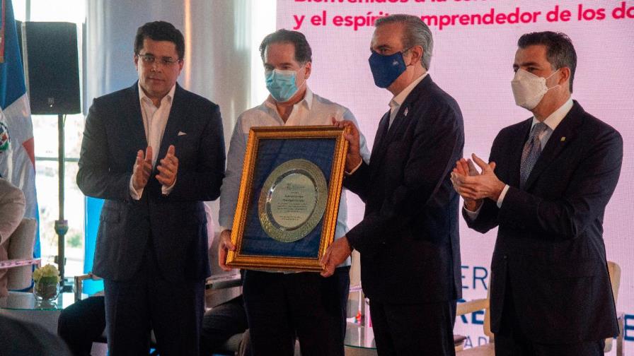 Reconocen a Pepín Corripio, Frank Rainieri y a José Manuel González Corripio por sus trayectorias