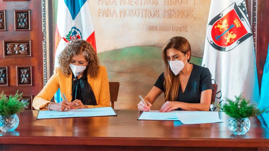ADN y Agente de Remesas suscriben acuerdo para crear “Monumento a la Diáspora Dominicana”