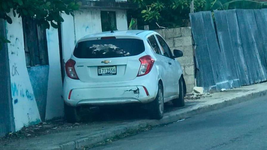 Recuperan vehículo de taxista asesinado en Villa Mella