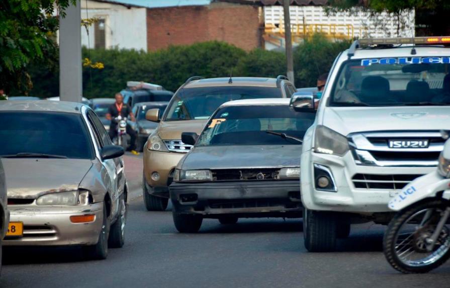 En Santiago, transportistas marchan por alzas en precios de los combustibles
