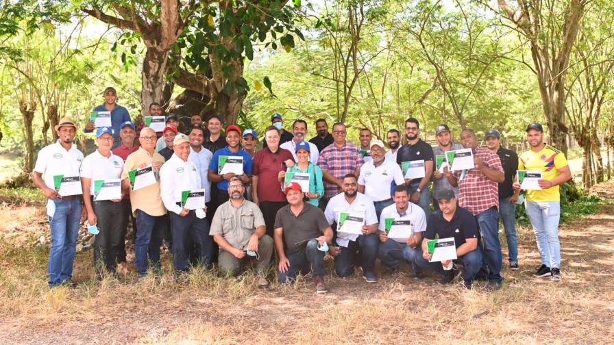 Grupo Rica, Conaleche y Ganadería traen al país expertos en producción ganadera