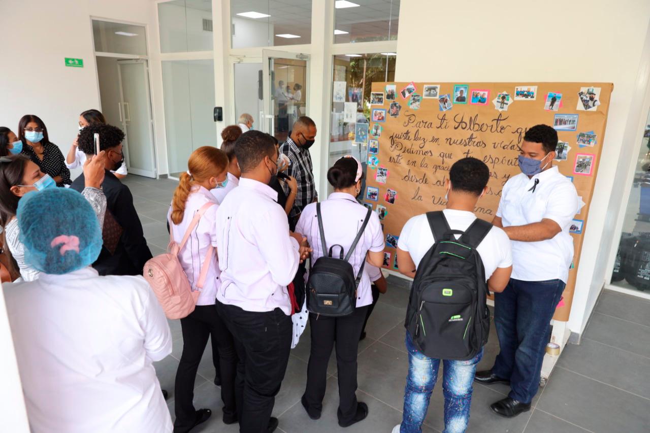 Estudiantes del Isfodosu